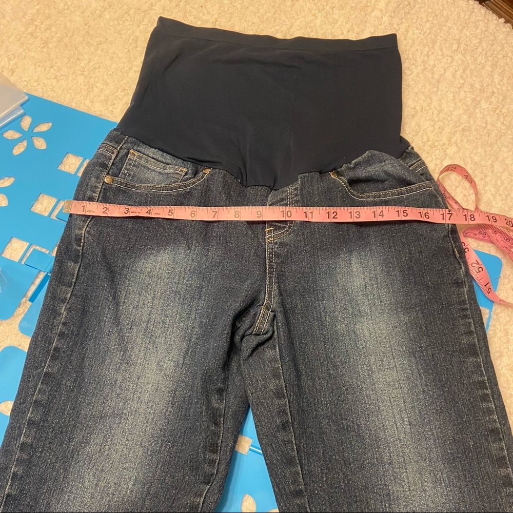 🤰💙 Bella Vita Maternity Denim Shorts – Comfy & Cute Mama Style 💙🤰 - Picture 5 of 10